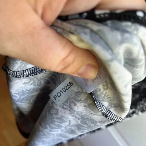 Soybu Women's Black and White Crossover Built In Bra Athletic Dress Small - Picture 5 of 7